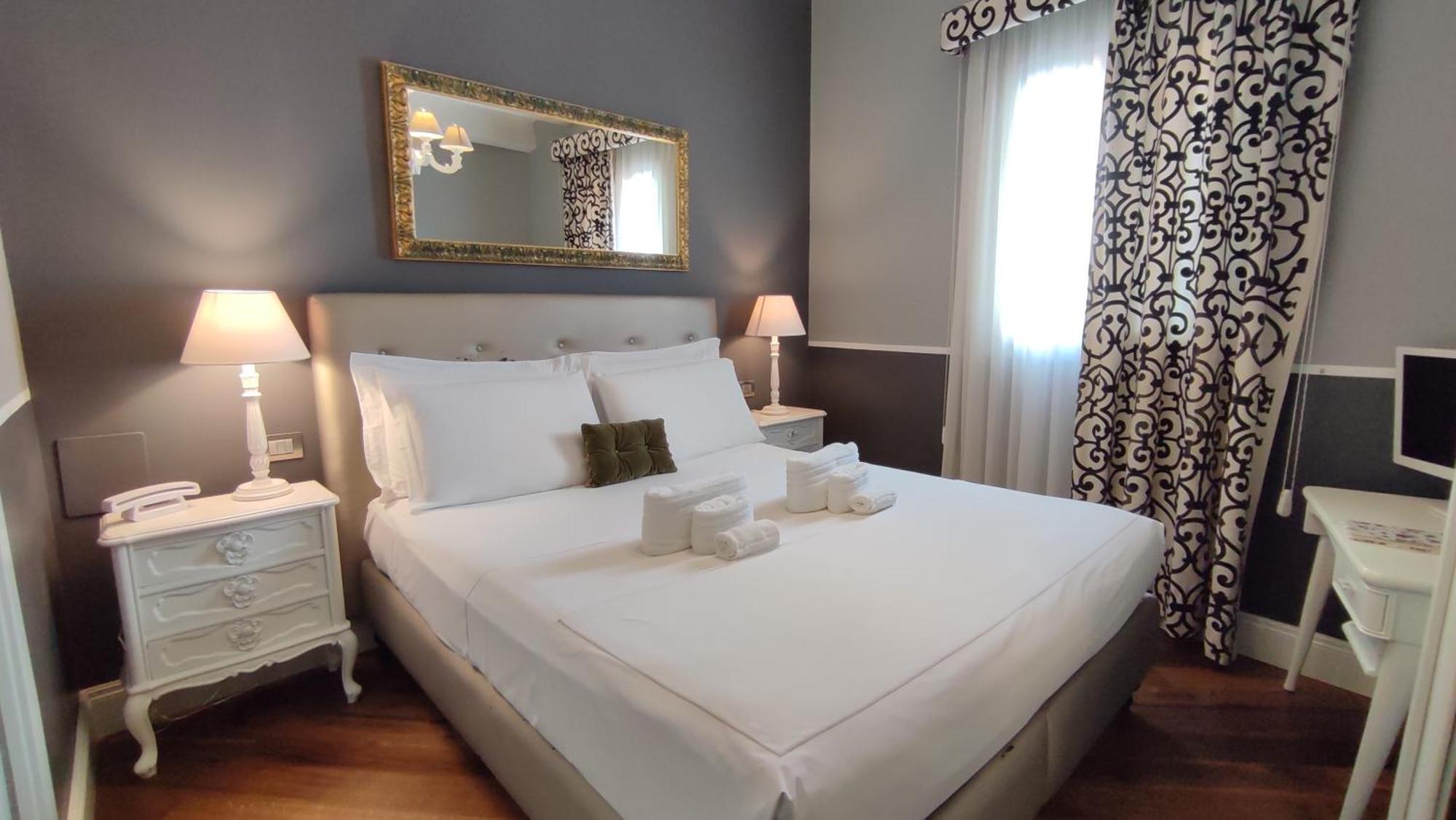 Dimora Bellini - Residenza D'Epoca Bed & Breakfast Palermo Ngoại thất bức ảnh